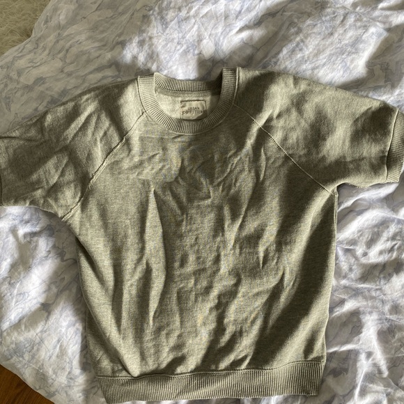 urban outfitters grey crewneck!! - Picture 4 of 4